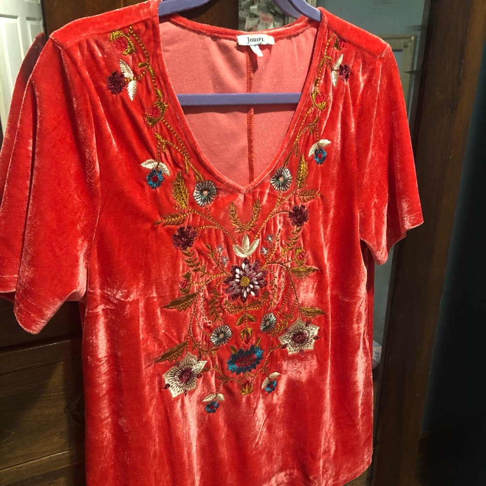 ♦️Boutique Red Velvet embroider Shirt